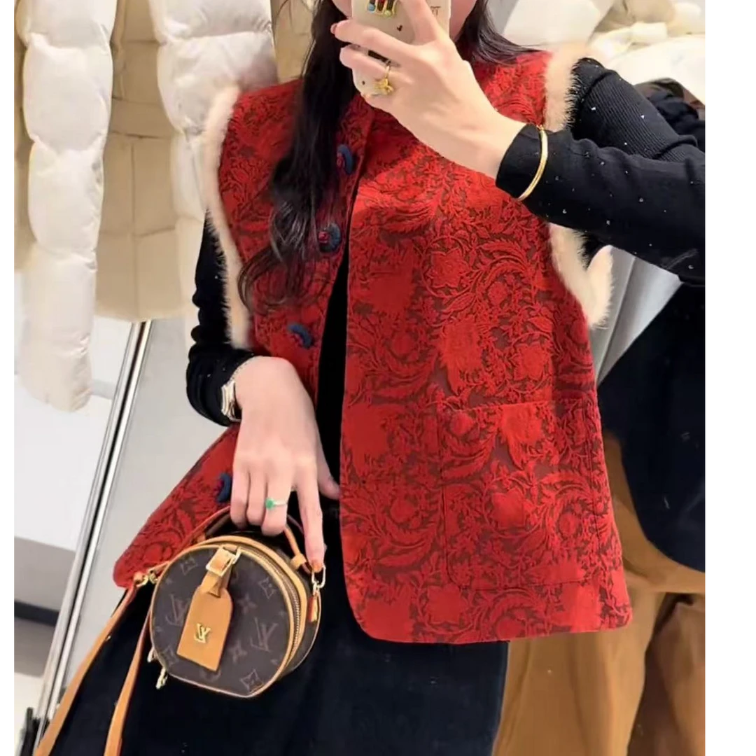 【万事如意】2025冬季新年服红浮雕刺绣新中式保暖加厚马甲