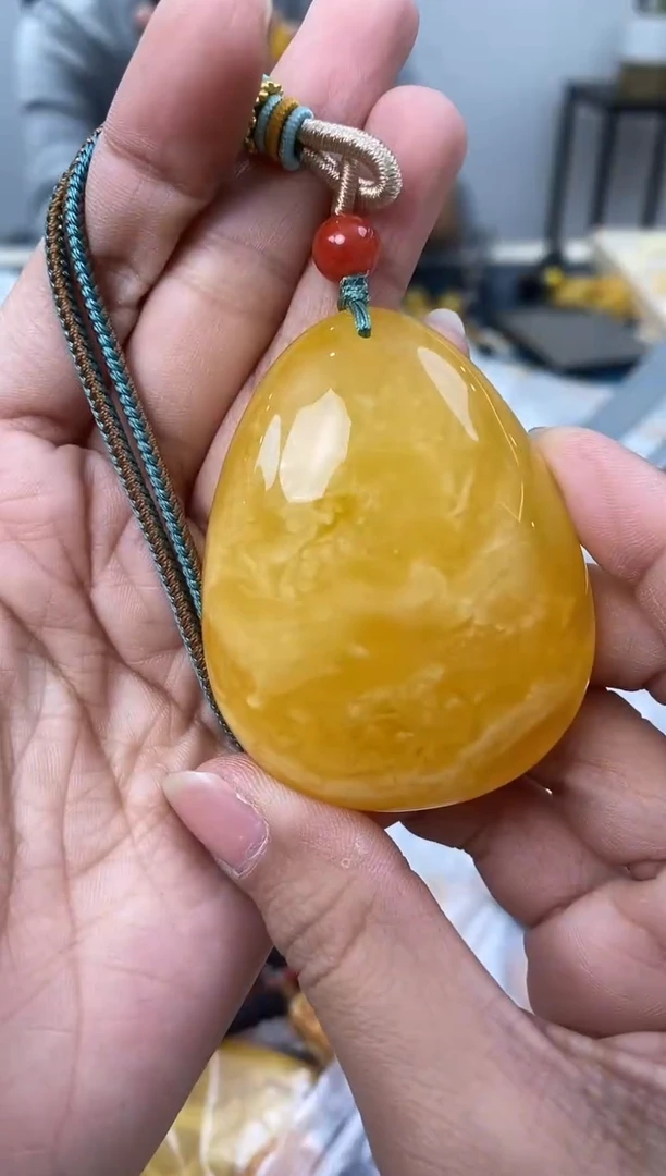 【闪购商品】琥珀裸石未镶嵌天然琥珀蜜蜡水滴