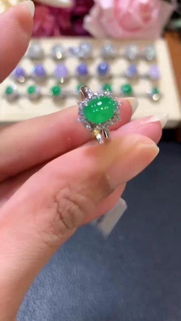 18K金镶嵌戒指翡翠z75