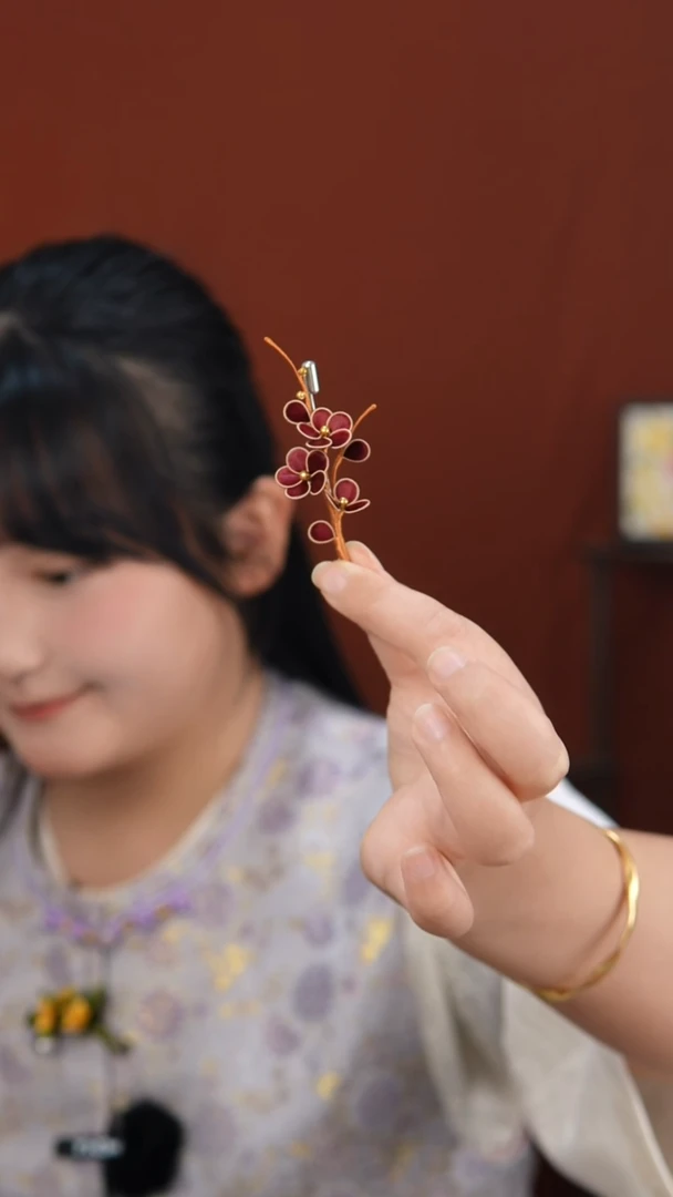 非金属无【梅花】胸针