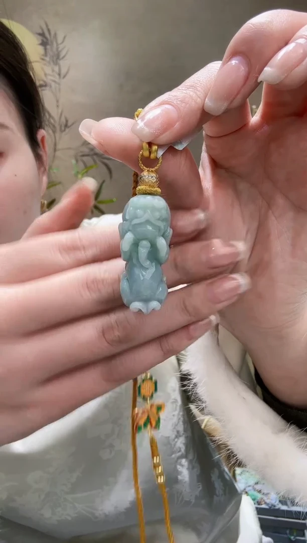 【闪购商品】翡翠颈饰未镶嵌吊坠