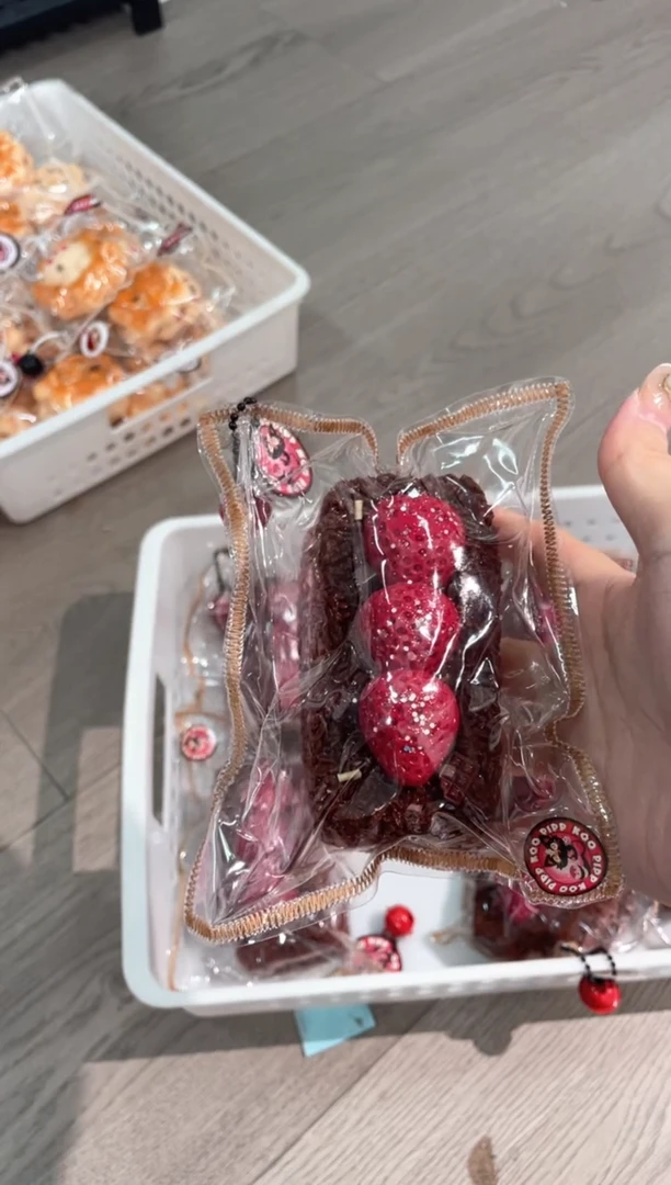 草莓熔岩（手感瑕5折）（默认全瑕疵，无售后）