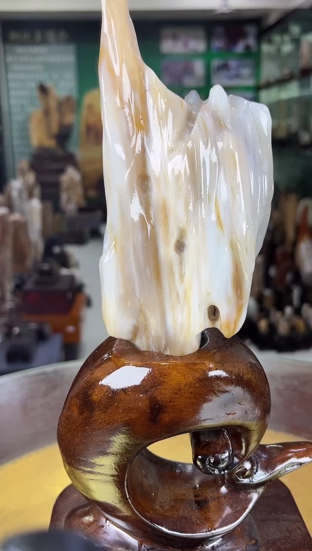 缅甸天然树化玉摆件