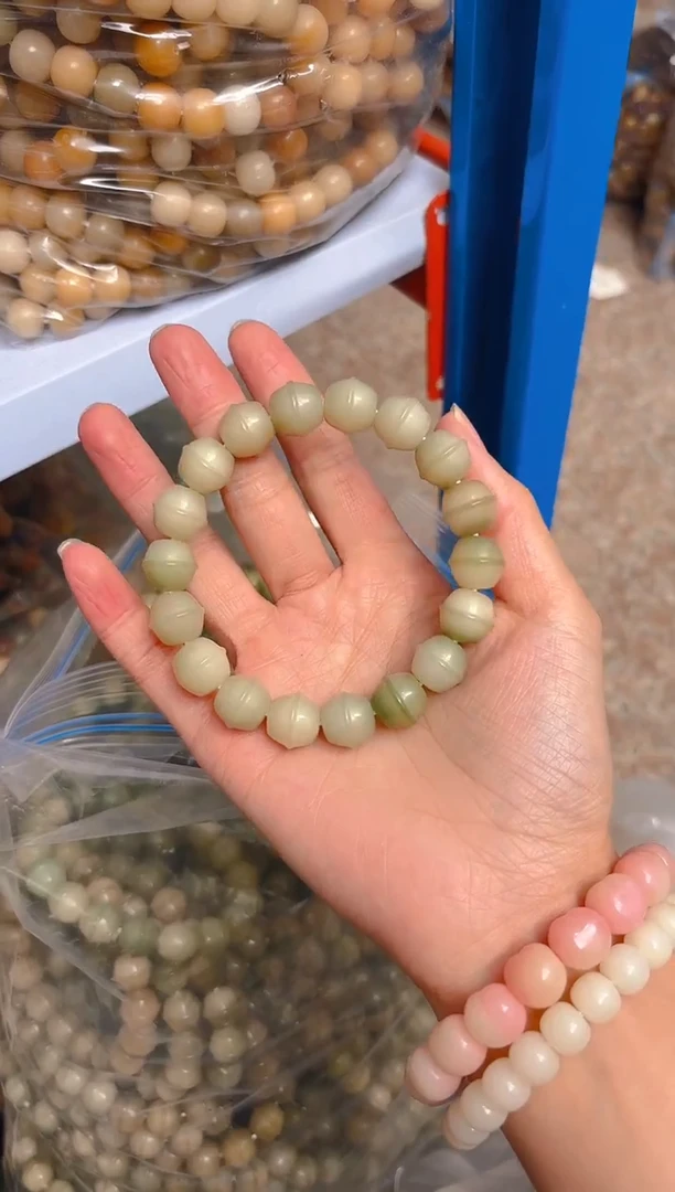 吊坠菩提根/象牙果蜜罐单圈 随机一条