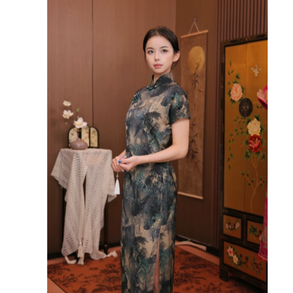 白幼秀2026古法真丝旗袍复古气质优雅提花中式走秀5804