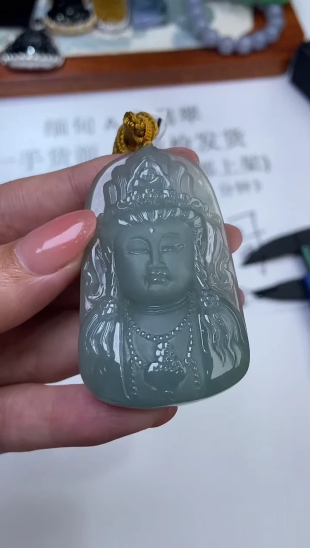 翡翠挂件未镶嵌318375
