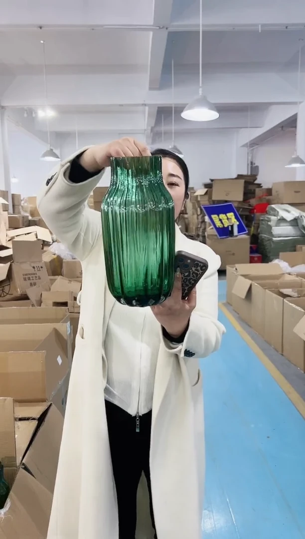 【闪购商品】玻璃花伴你花瓶-微瑕-UXQ6S