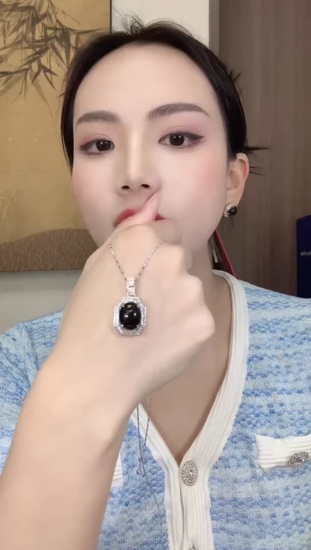 翡翠18K金镶嵌吊坠(不含链)D22