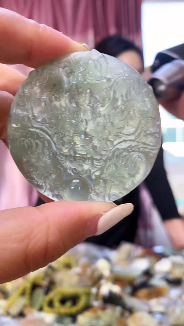 未镶嵌岫玉吊坠