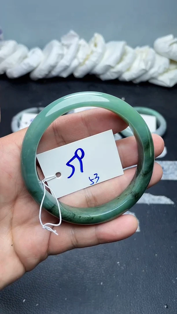 未镶嵌手镯翡翠53