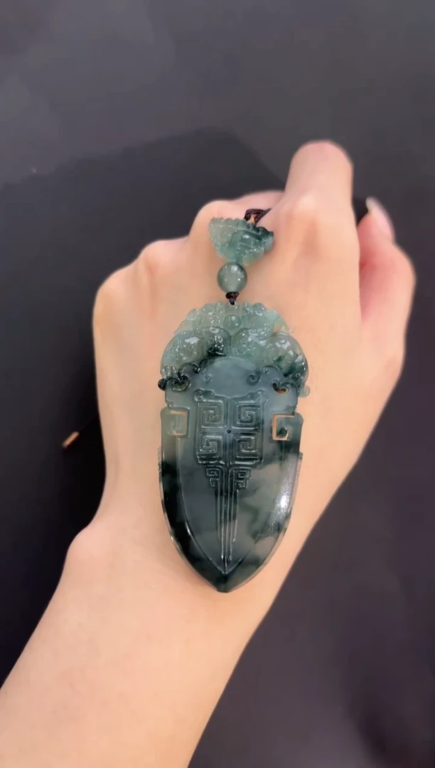 吊坠(不含链)未镶嵌翡翠回字纹仿古牌多人不退不换