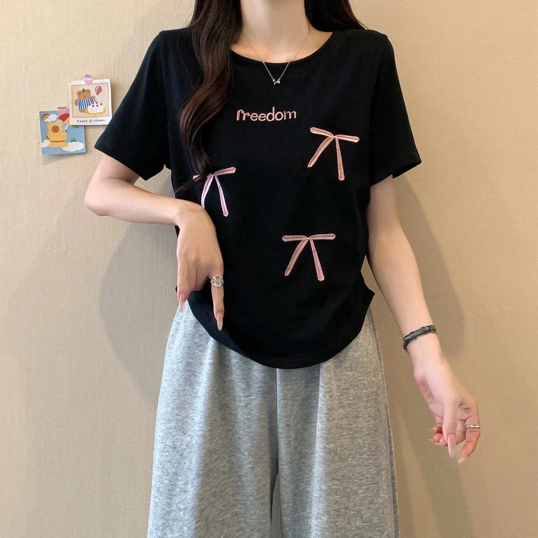 2025年大码女装夏装新款设计感小众圆领蝴蝶结刺绣短袖T恤上衣