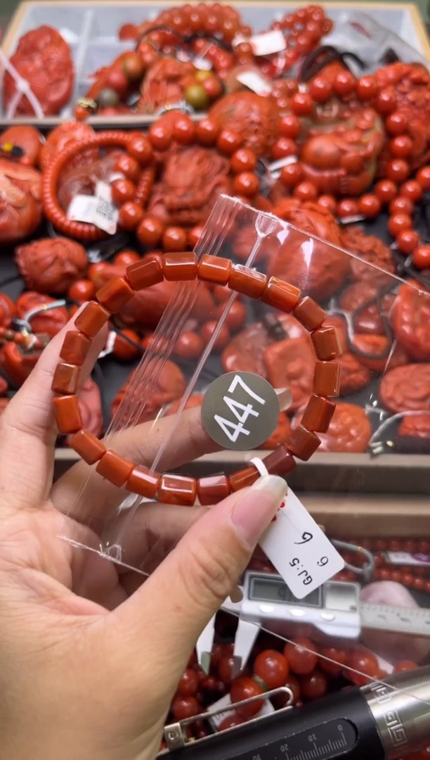 南红玛瑙未镶嵌珠宝奇石447-6+