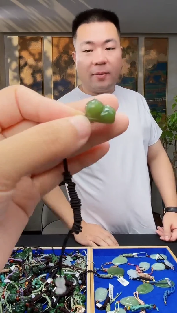 和田玉未镶嵌挂件拍一发一多样性发货