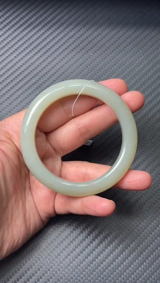 未镶嵌手镯和田玉若羌微色差55m