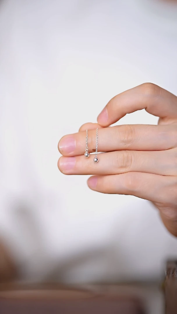 刺绣黔东南苗族刺绣银豆耳线