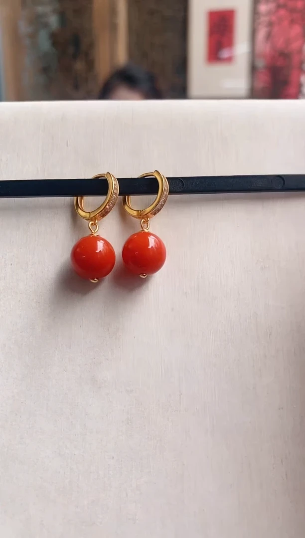 未镶嵌南红玛瑙耳饰瓦西南红大单珠耳饰