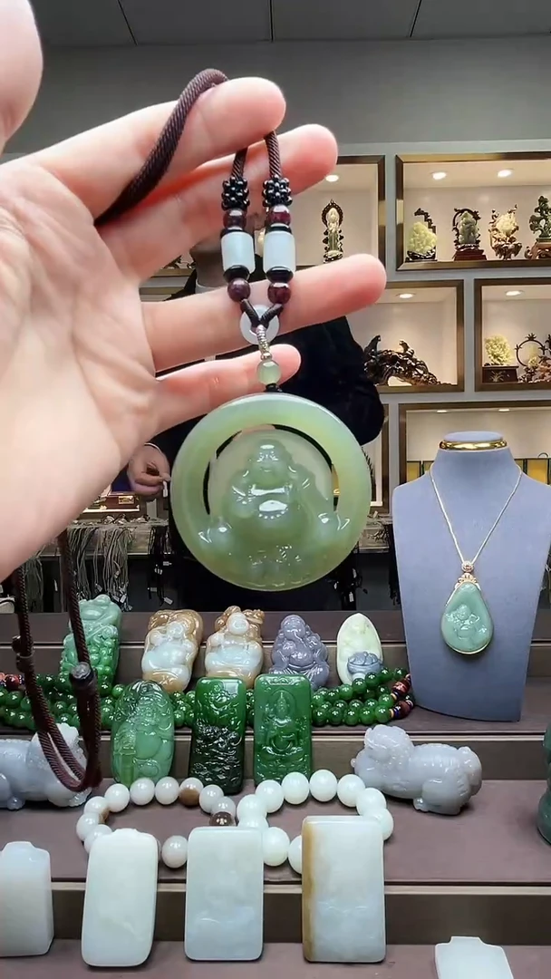 【闪购商品】和田玉颈饰未镶嵌苏