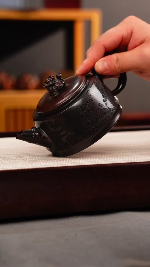 茶壶紫砂古乌泥 龙龟壶 刻绘