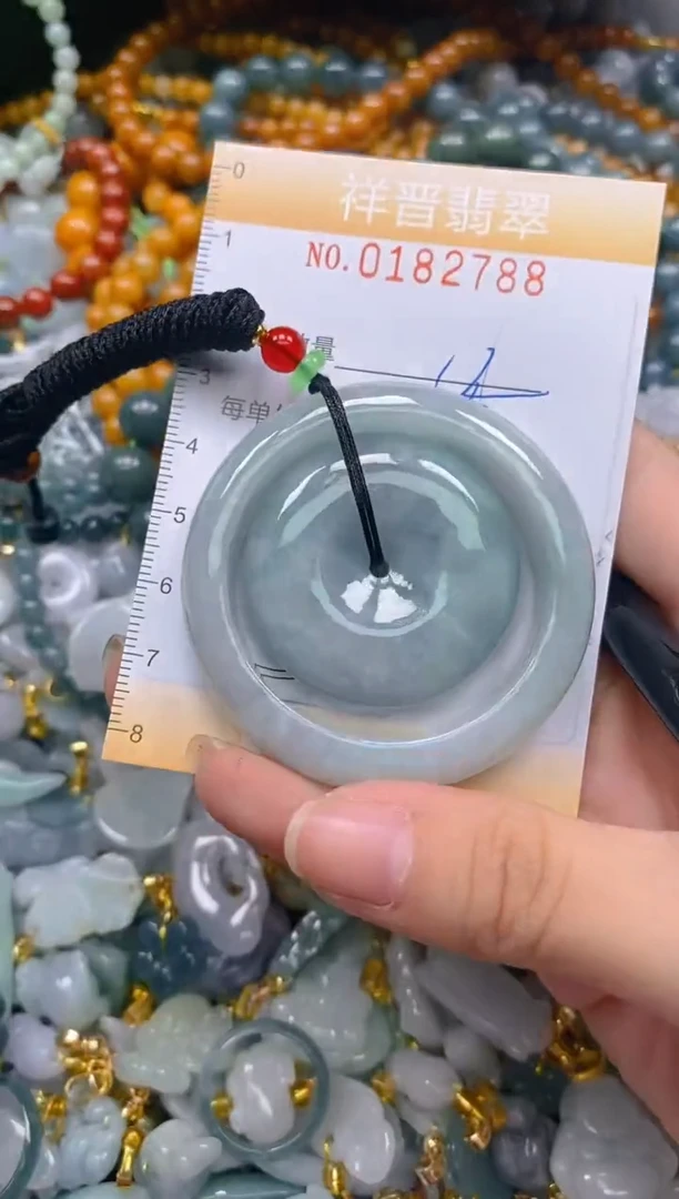 翡翠未镶嵌颈饰闪购0182788
