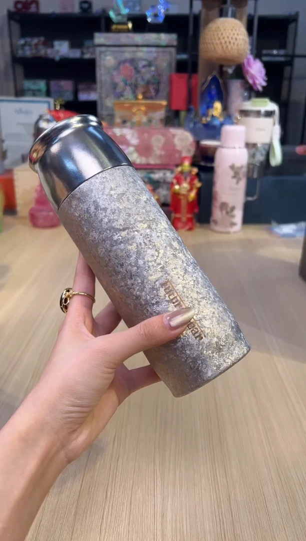 120未来熊-纯钛保温杯（皓月银）