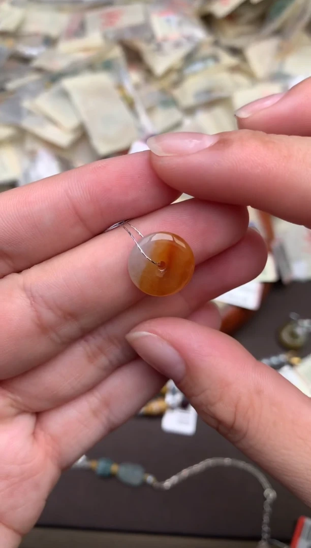 翡翠挂件未镶嵌—