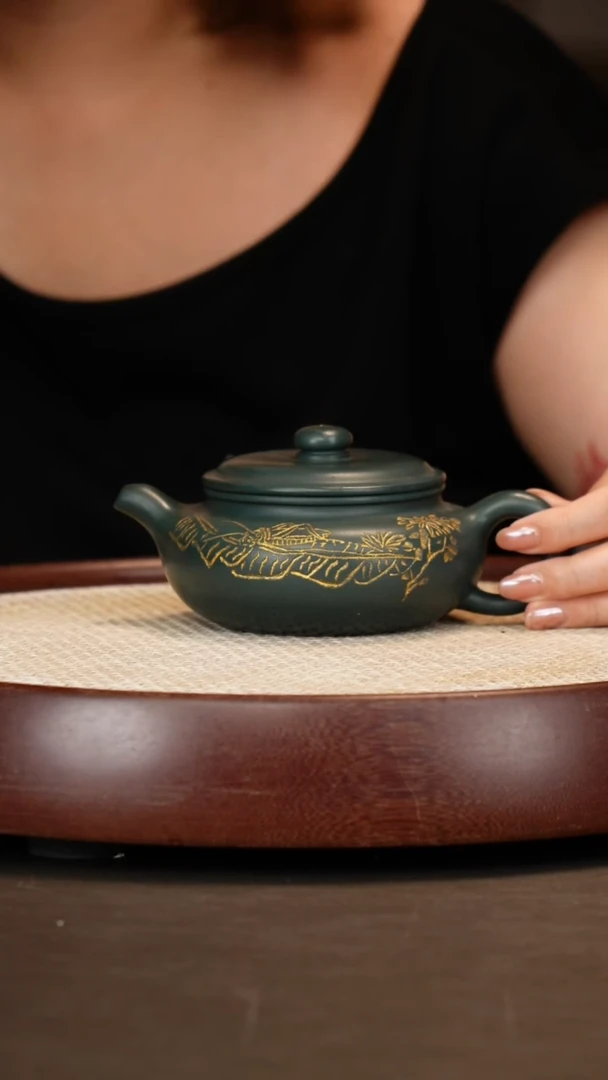 茶壶紫砂【鲍静贞】扁腹祥陶老绿泥270cc