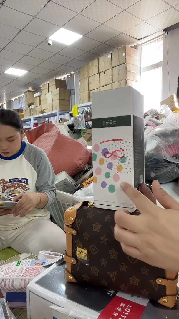牦牛剖层皮革琪琪女包店超好看发图片款