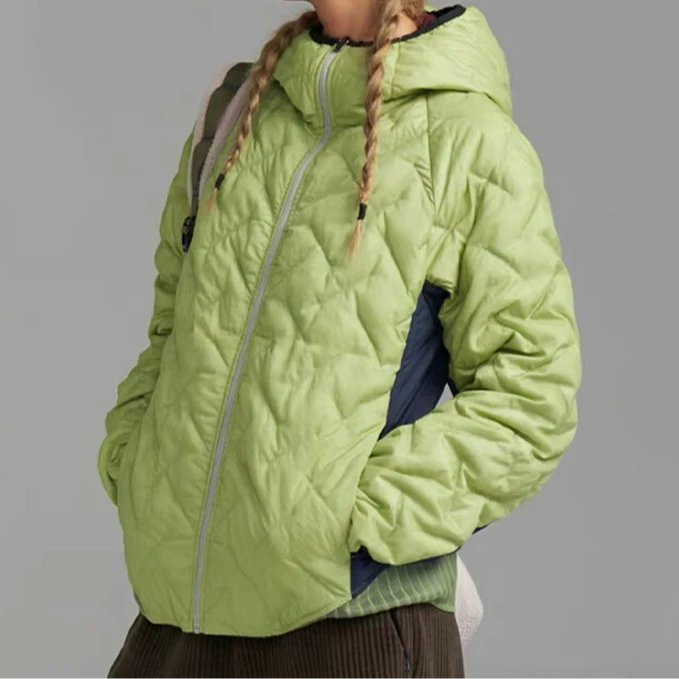 宝丫轻奢  T女式运动休闲轻量双面穿连帽羽绒服外套K2682