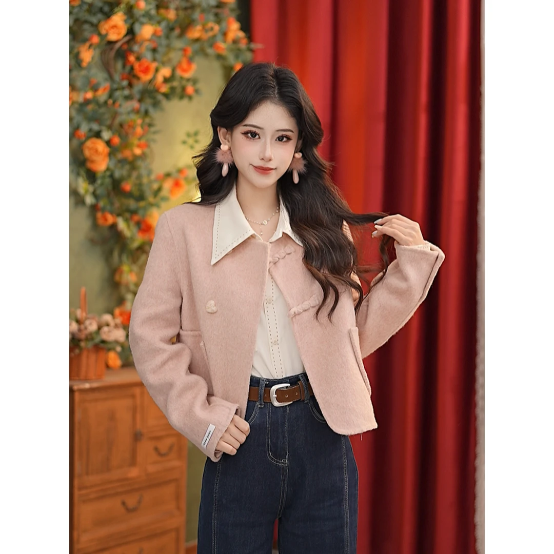 DaYuanSAD【空翠】张嘉圆设计感小香风甜美别致爱心扣短外套女#1108