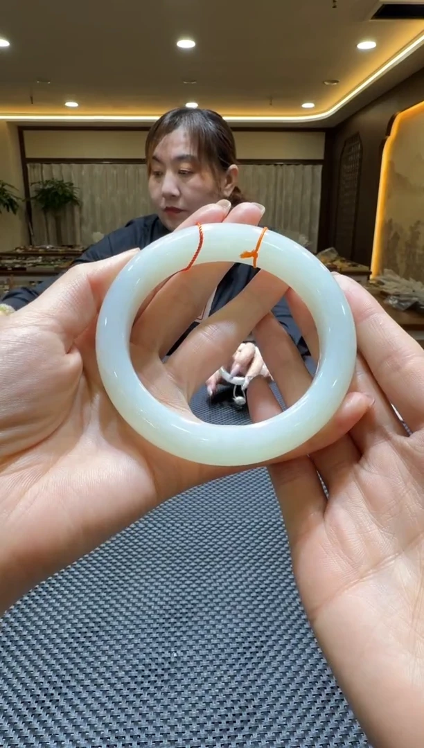 颈饰未镶嵌和田玉手镯64