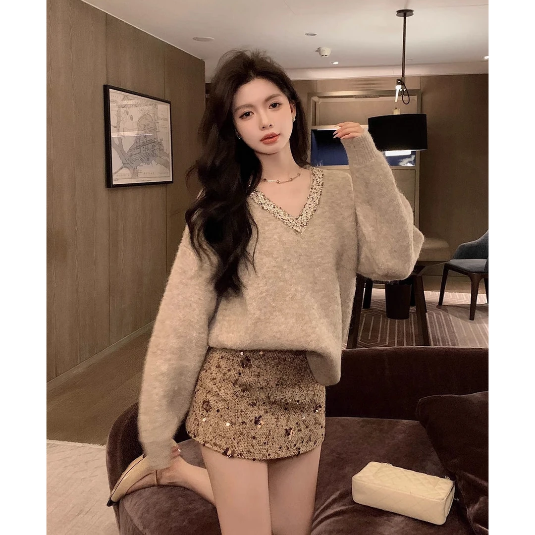 秋冬穿搭一整套女2025新款洋气百搭v领毛衣搭轻奢显瘦短裙两件套