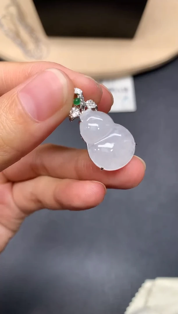 翡翠银S925镶嵌吊坠(不含链)葫芦【多样性发其一】