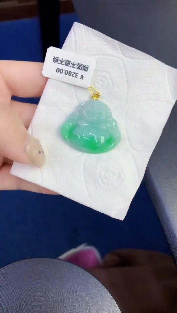 颈饰18K金镶嵌翡翠缅甸天然翡翠A货