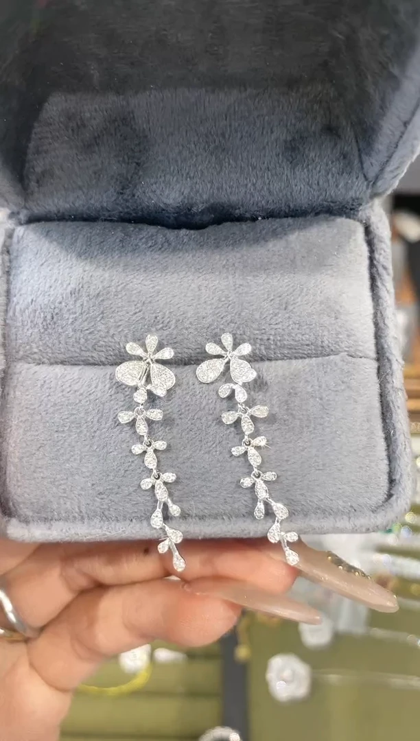 【闪购商品】钻石耳钉18K金镶嵌DSE00003 两用款花花流苏 多样性