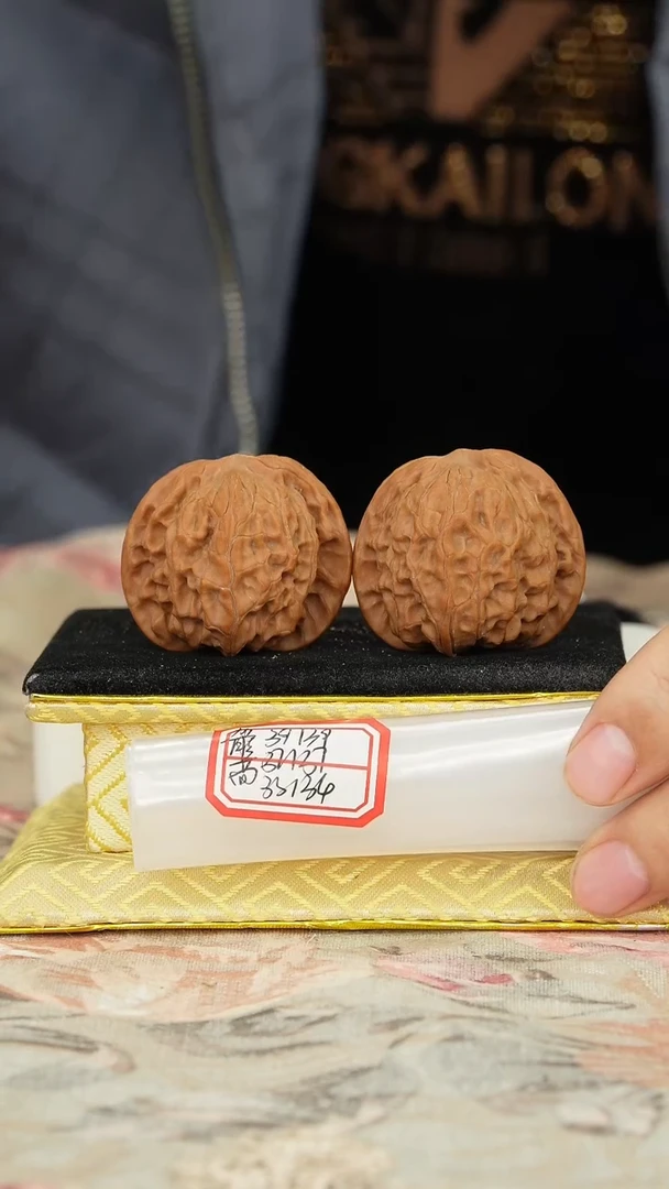 【闪购商品】文玩核桃把件磨盘