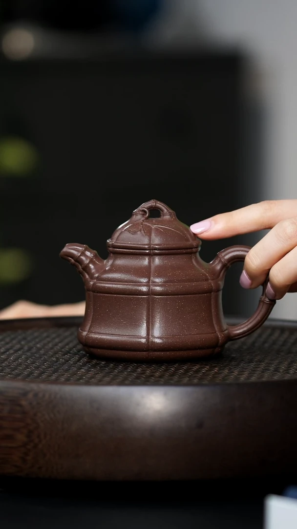 恭*JCY-0403六方隐角竹鼎-紫泥-210cc