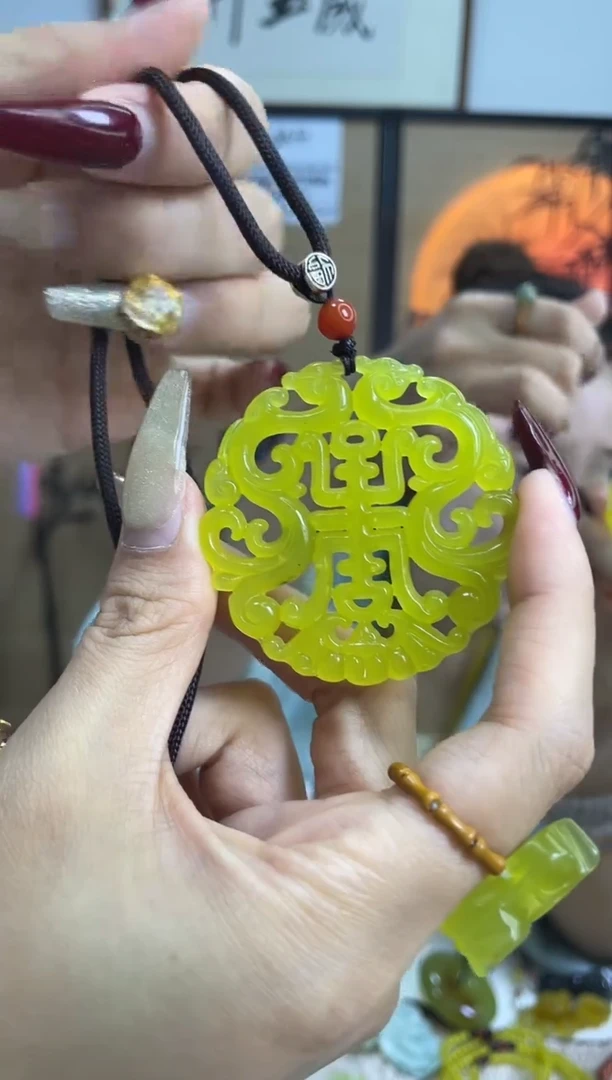 【闪购商品】岫玉吊坠未镶嵌多样性发货其中发一 微瑕处理