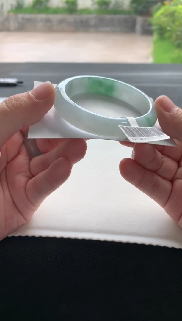 翡翠手镯未镶嵌55.6贵妃买断Y277