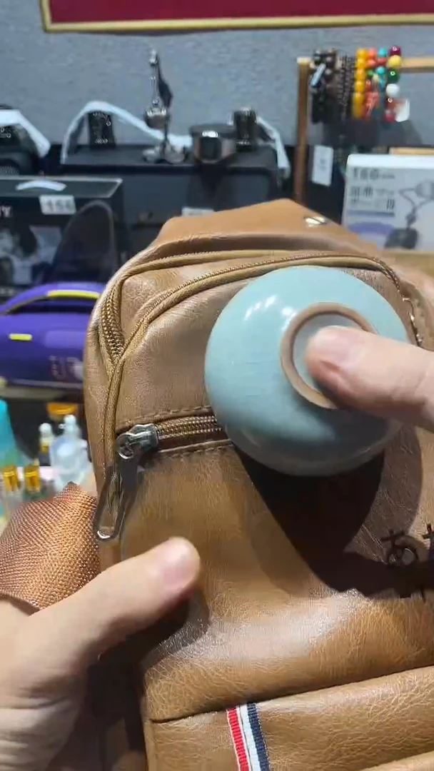 瓷片闪购商品 如图所示