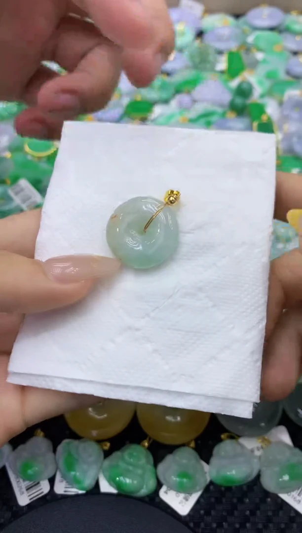 颈饰未镶嵌翡翠天然缅甸翡翠A货
