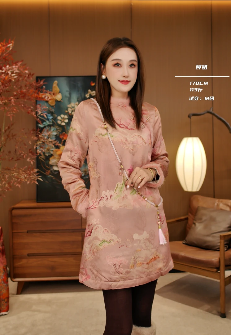 现货【十里桃花】新中式加棉中长款连衣裙秋冬水貂毛拼接国风T108E