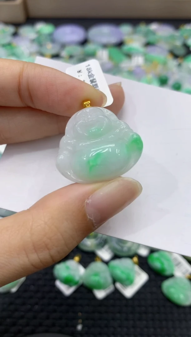 颈饰18K金镶嵌翡翠天然缅甸翡翠A货