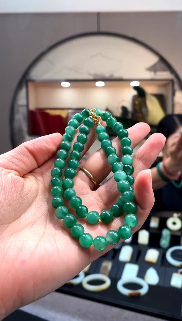 石英质玉（非洲翠）手串合金手串