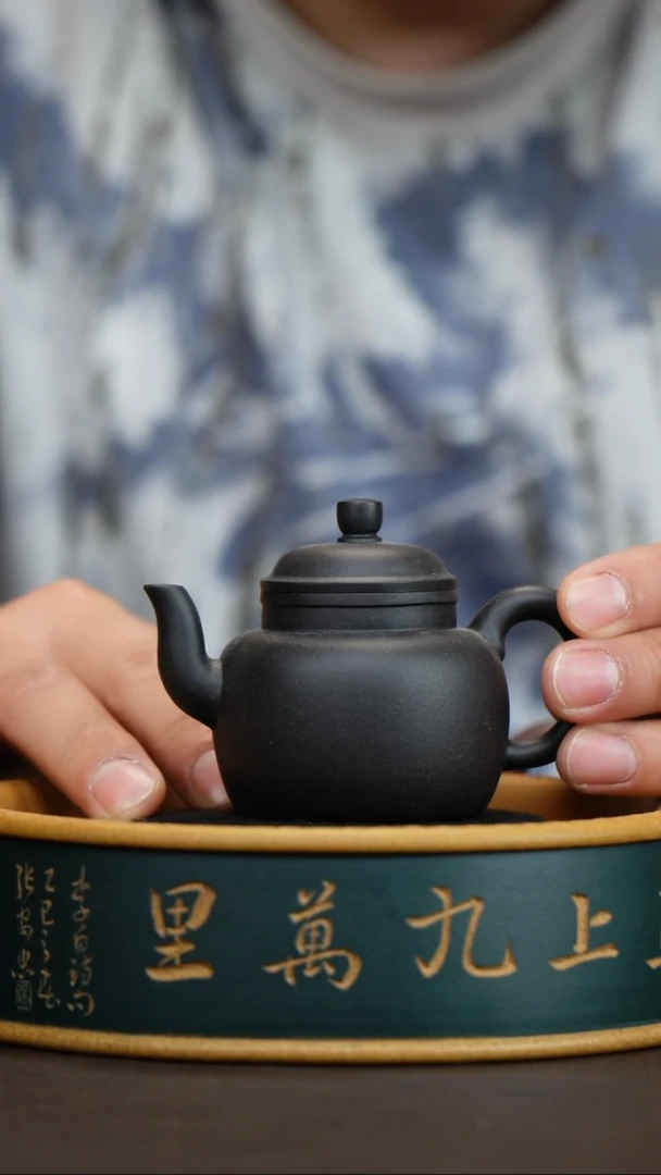 唔灰底槽清手工宫灯紫砂壶70cc