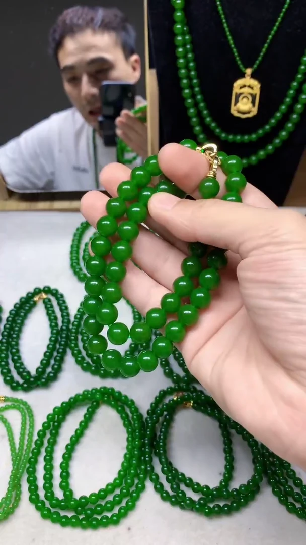 项链未镶嵌和田玉（碧玉）俄碧卡10无黑的冰阳绿