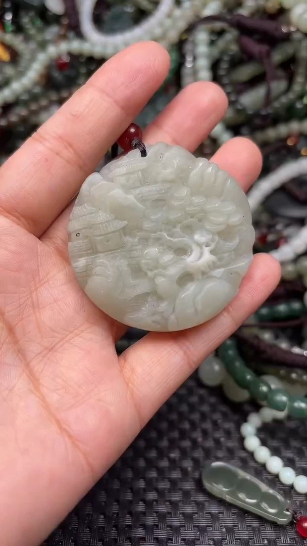 颈饰未镶嵌和田玉1