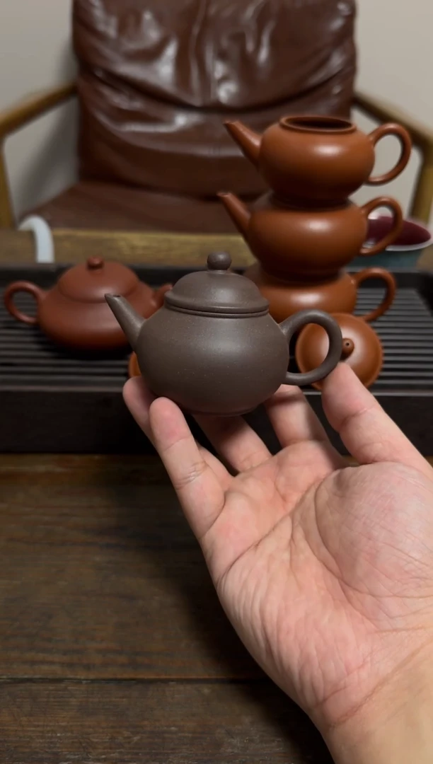 茶壶紫砂紫泥芭乐壶105CC