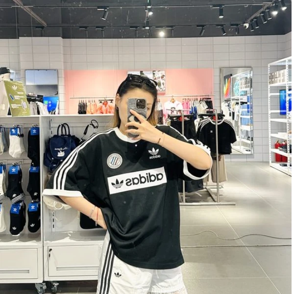 Adidas三叶草纯棉运动短袖圆领T恤时尚休闲透气宽松潮流  KC2603