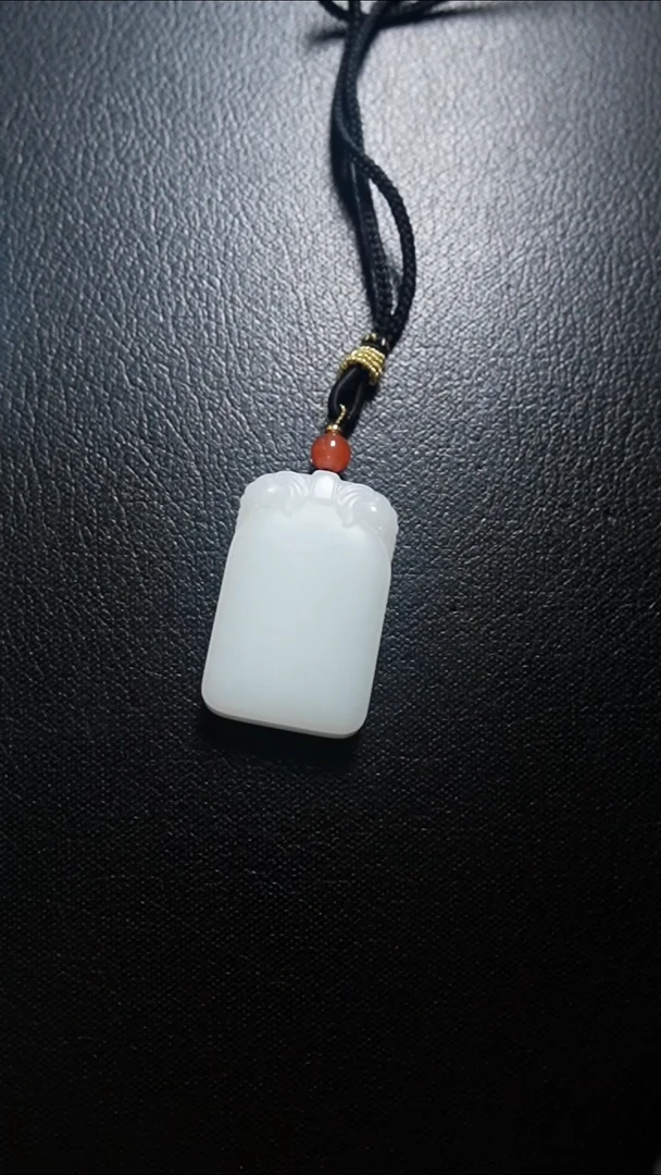 颈饰未镶嵌和田玉无事牌